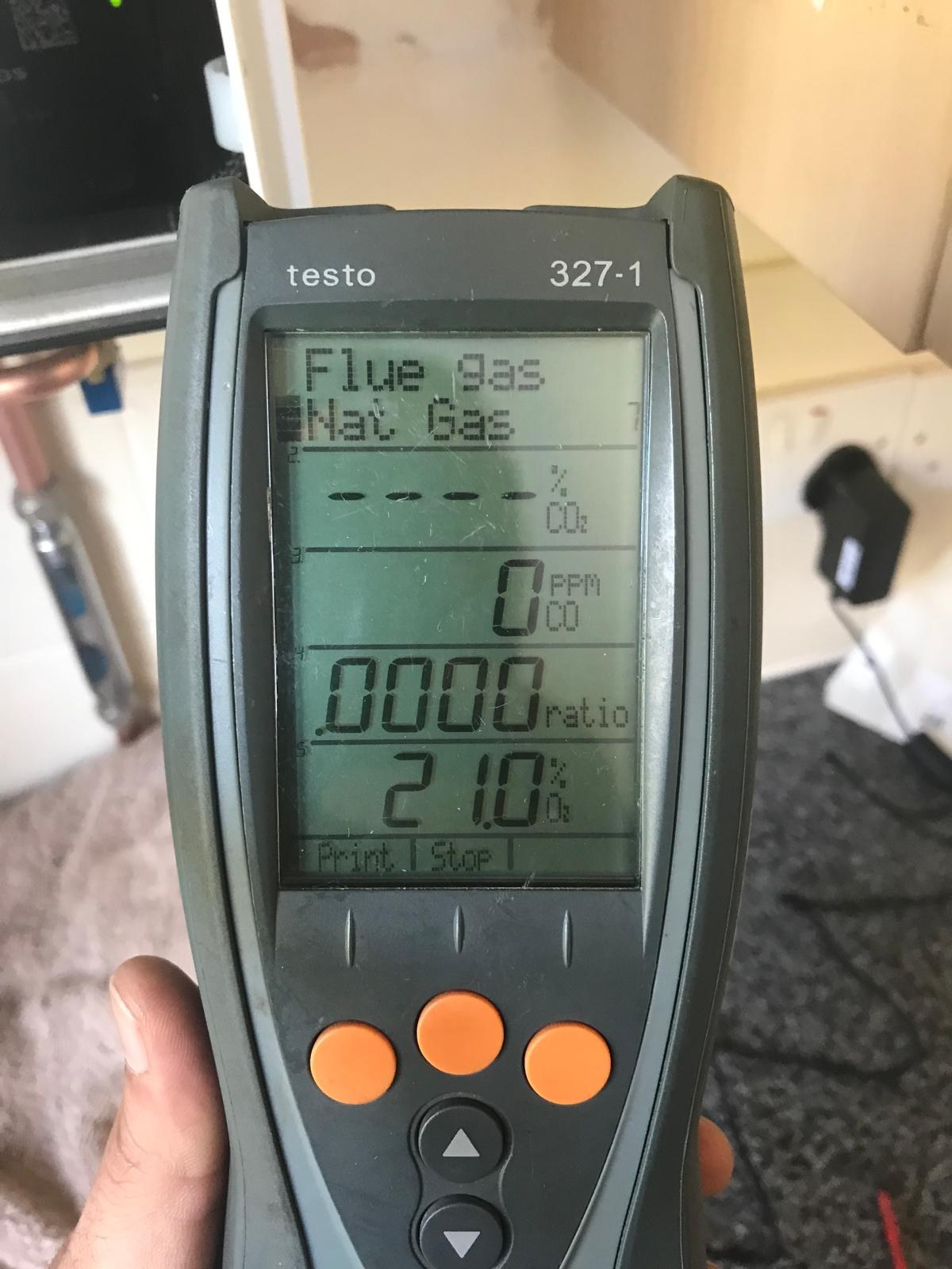 Gas meter and pressure gauge safety reading